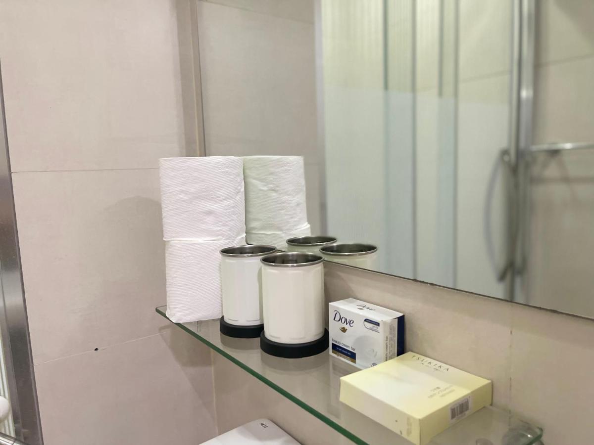 Sakura Apartment Маніла Екстер'єр фото